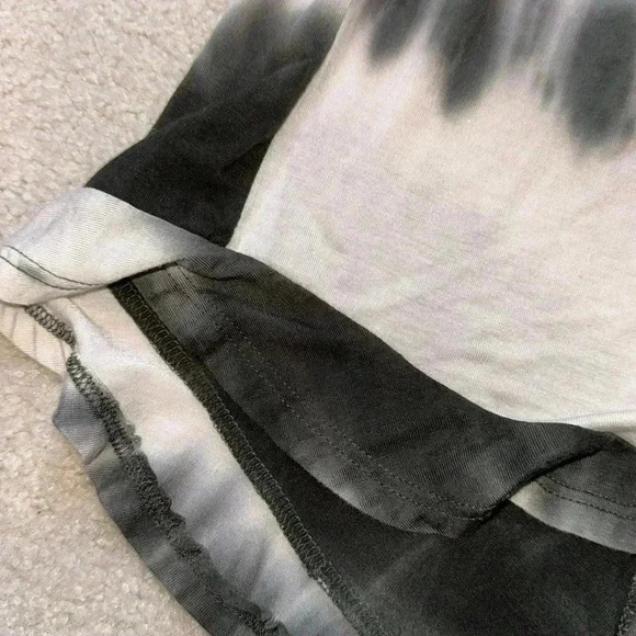 Romper - Picture 2 of 4